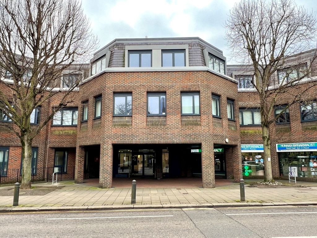 Property photo 1 of 12