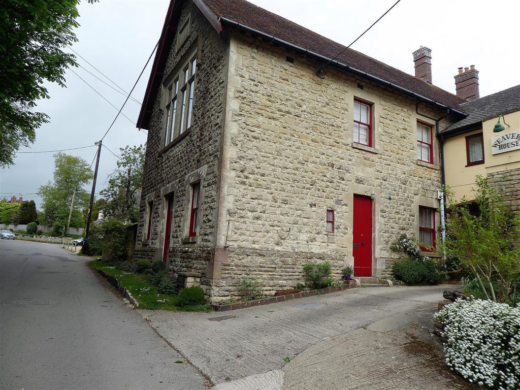 Property photo 1 of 10 Front 1.Jpg