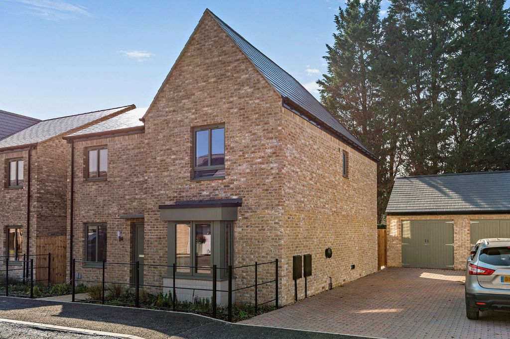 Property photo 2 of 22 Picture No. 06