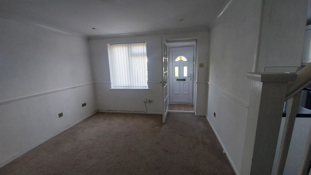 Property photo 3 of 9 7Dqsoqpjfkesk35Yt...