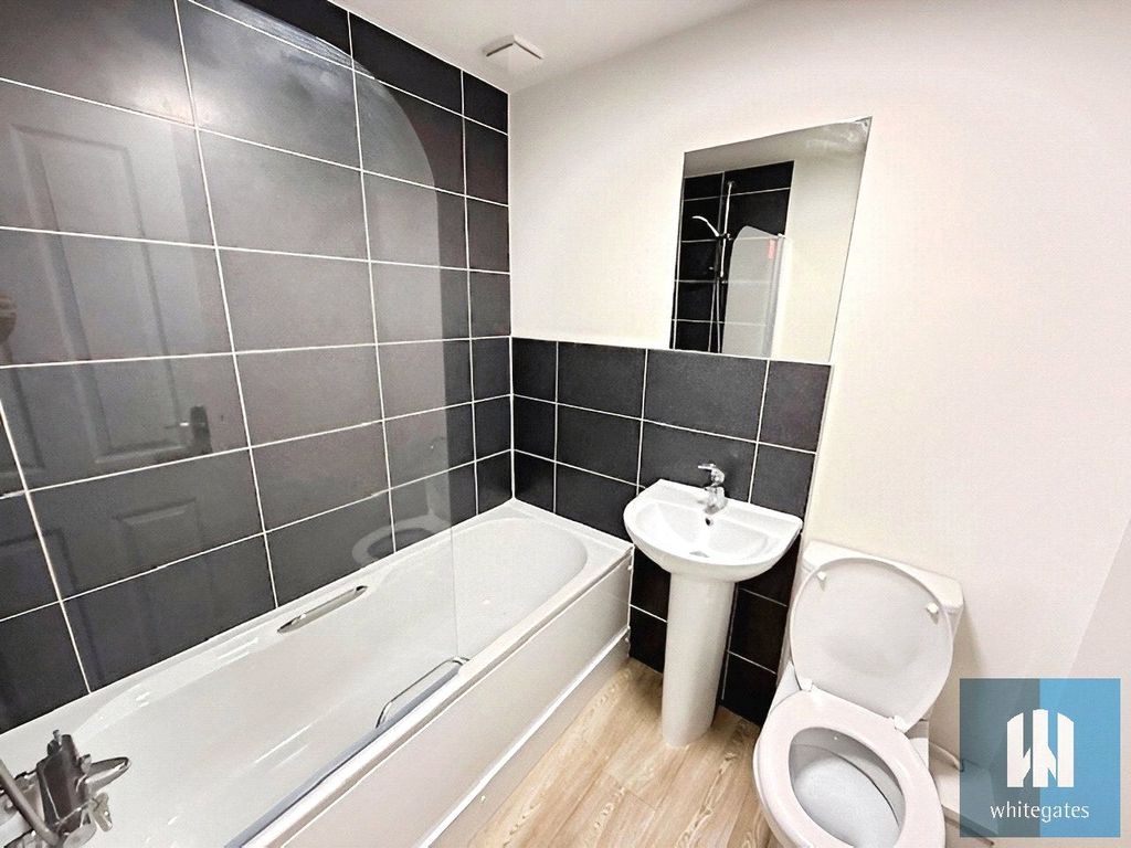 Property photo 3 of 8 Picture No. 05