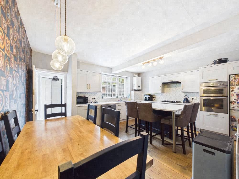 Property photo 3 of 25 Picture No. 05