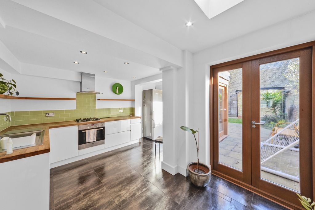 Property photo 1 of 16 Dsc_9262_High