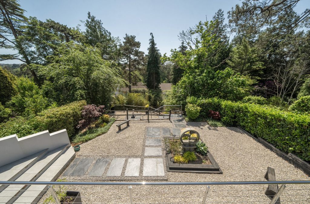 Property photo 3 of 22