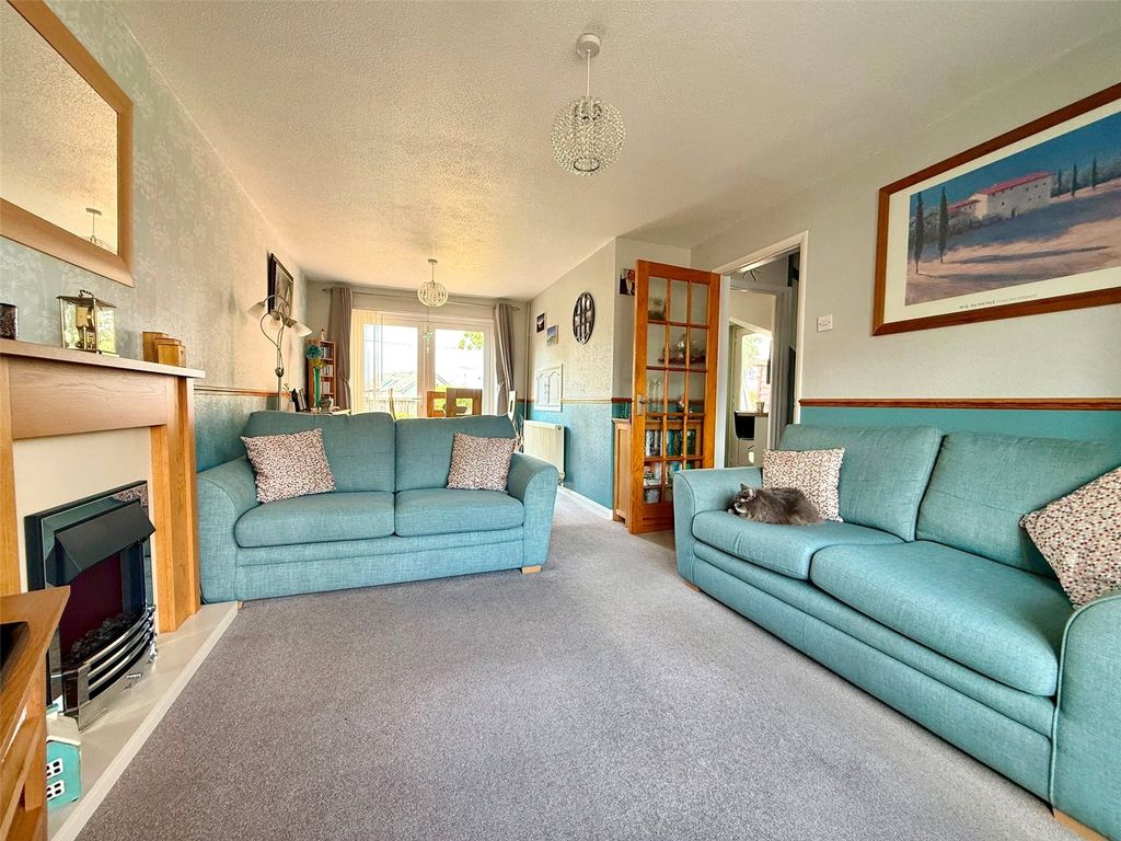 Property photo 2 of 15 Picture No. 04