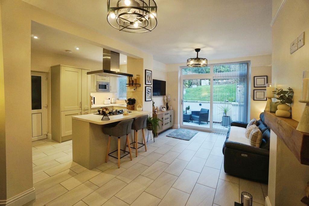 Property photo 2 of 16 Open Plan Living Kitchen Diner