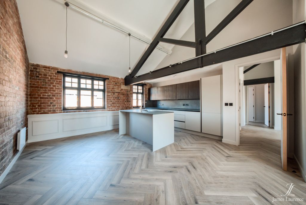 Property photo 1 of 15 Xt5A4559-Hdr(3)