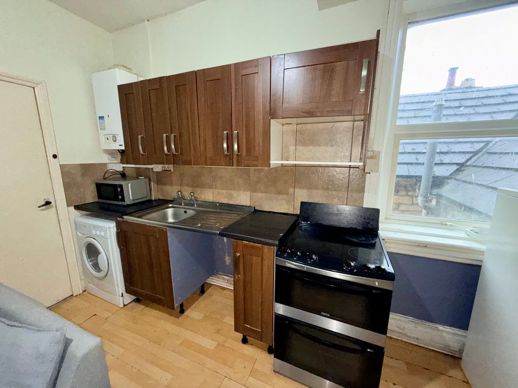 Property photo 3 of 4