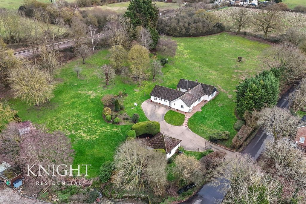 Property photo 1 of 39