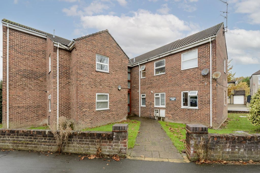 Property photo 1 of 9