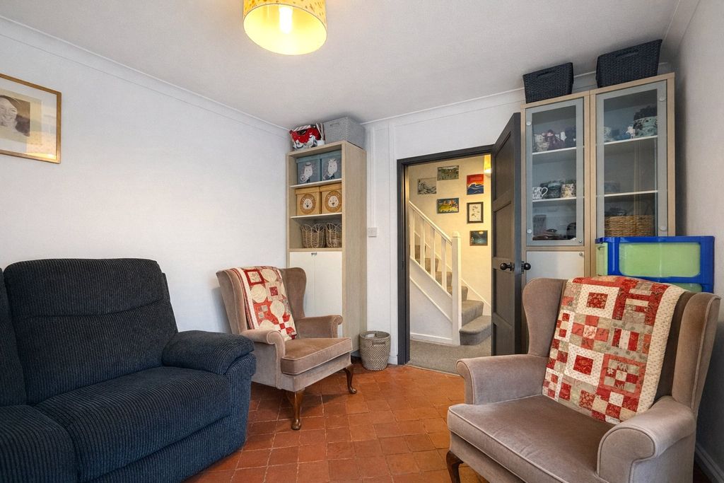 Property photo 2 of 27 Picture No. 02