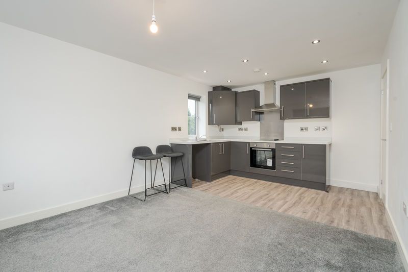 Property photo 3 of 17 Photo 10