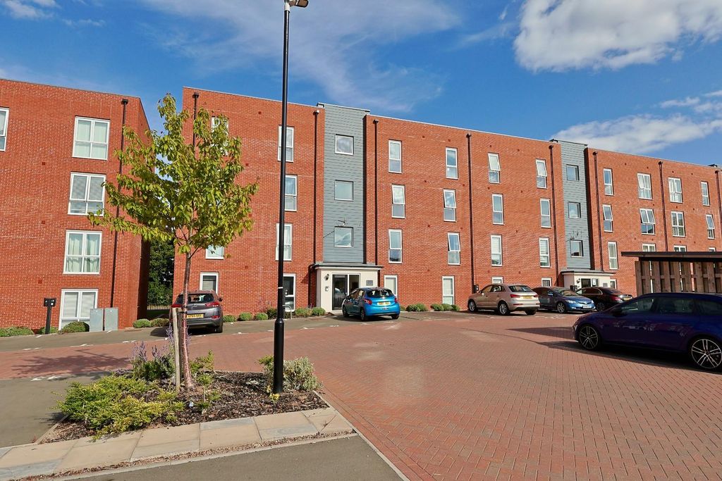 Property photo 1 of 13 039CE9F5-Acc0-442D-8Abf-1D2Ddb60F030_1_201_A.Jpeg