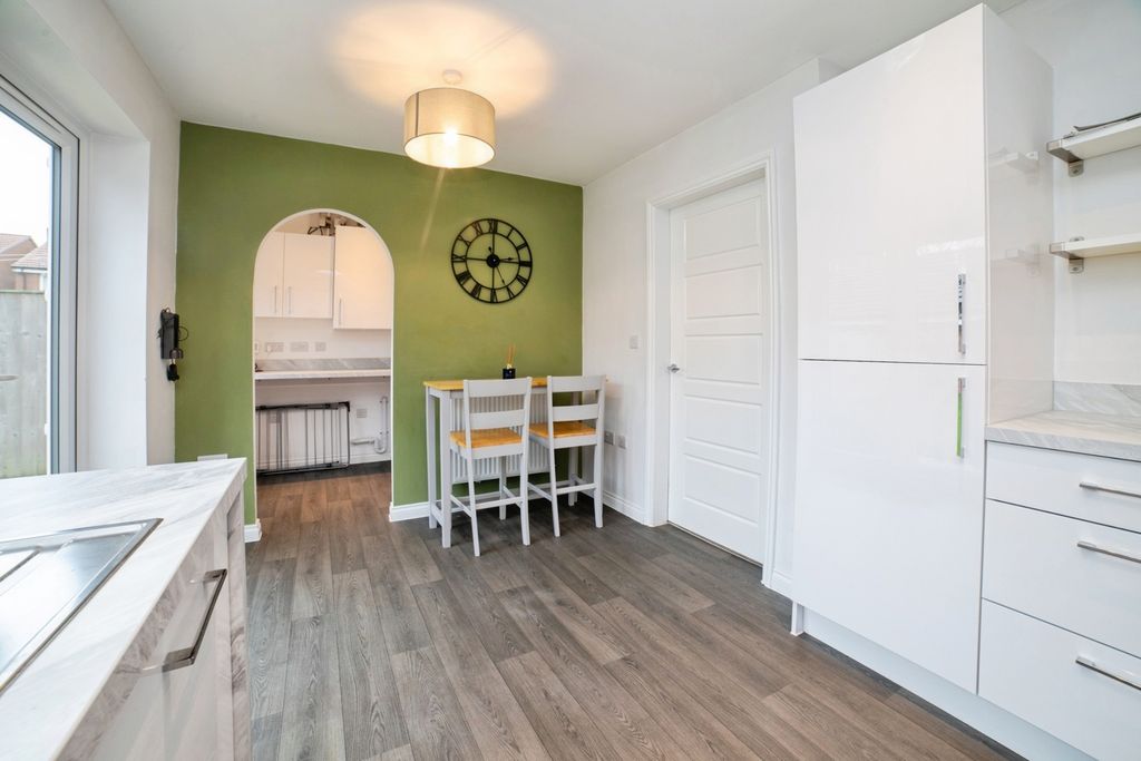 Property photo 3 of 27 Kitchen Dining Room