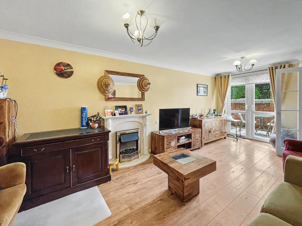 Property photo 2 of 6 Img1222