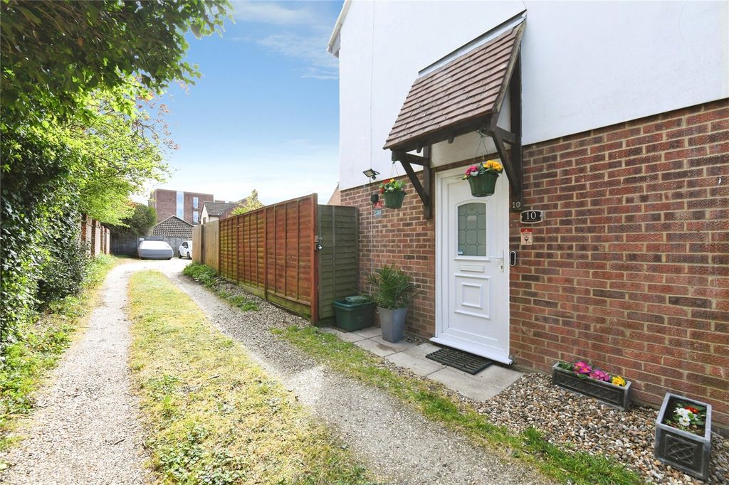 Property photo 3 of 9 Picture No. 67