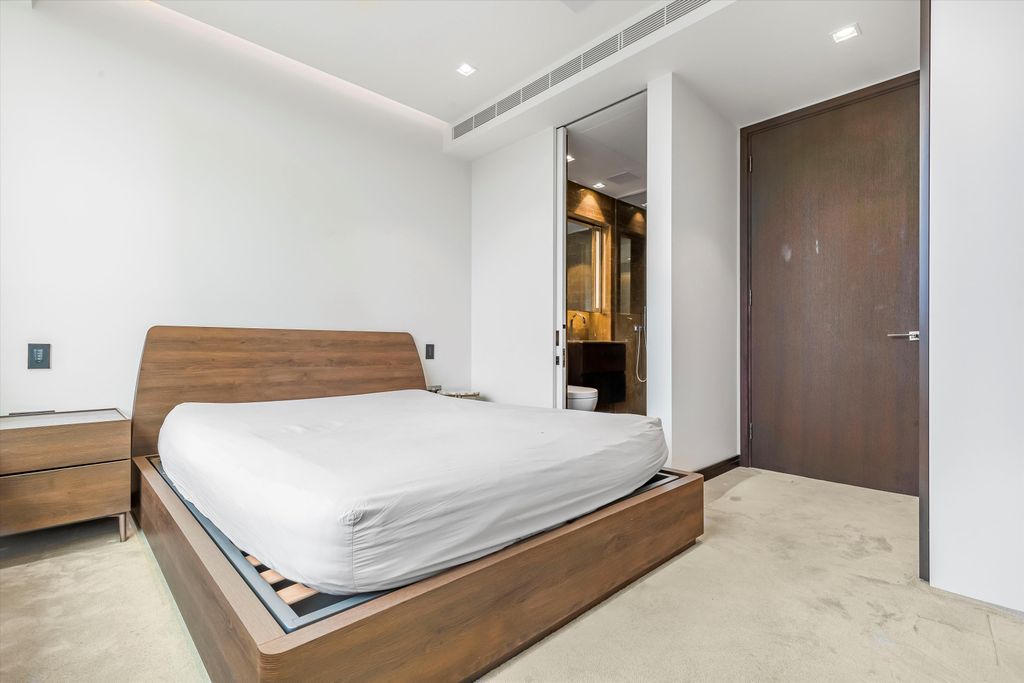 Property photo 2 of 7 Image