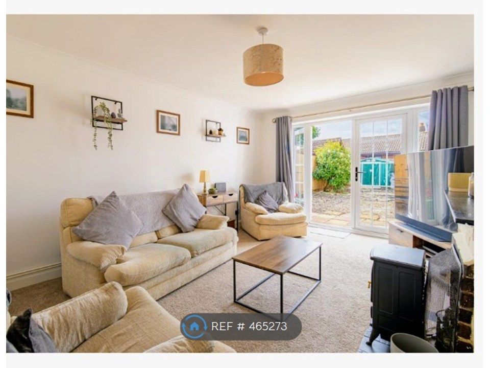 Property photo 2 of 14