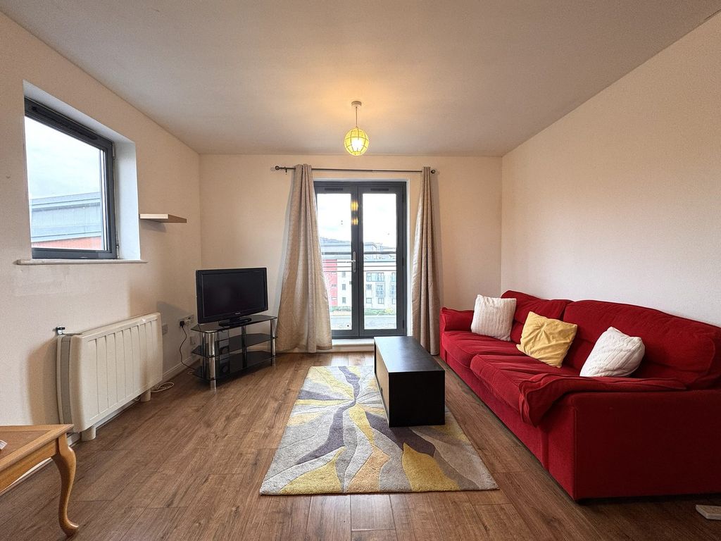 Property photo 2 of 9