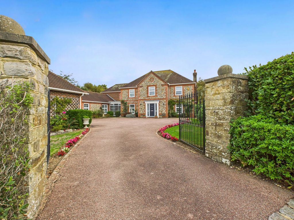 Property photo 1 of 34