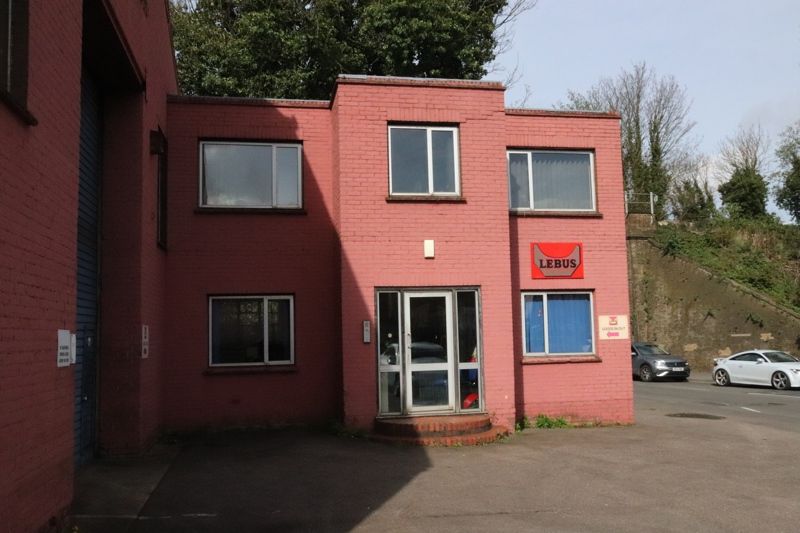 Property photo 2 of 7 Photo 5