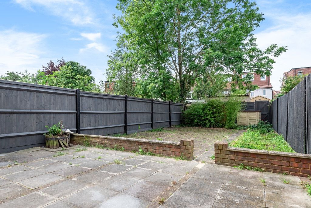 Property photo 3 of 17 Picture No. 35