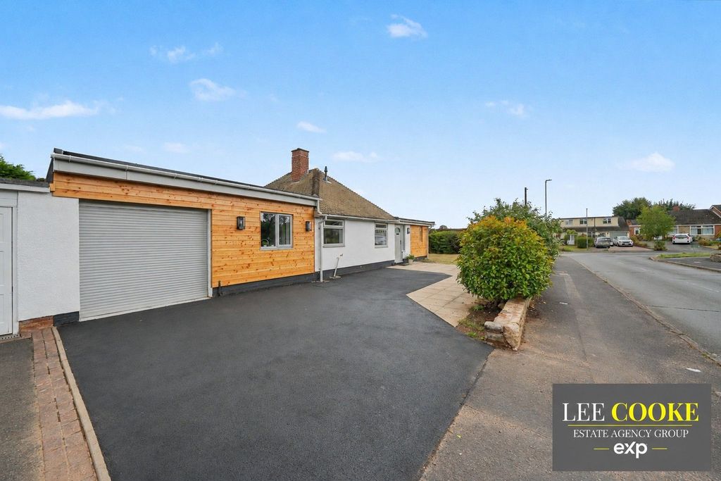 Property photo 1 of 49