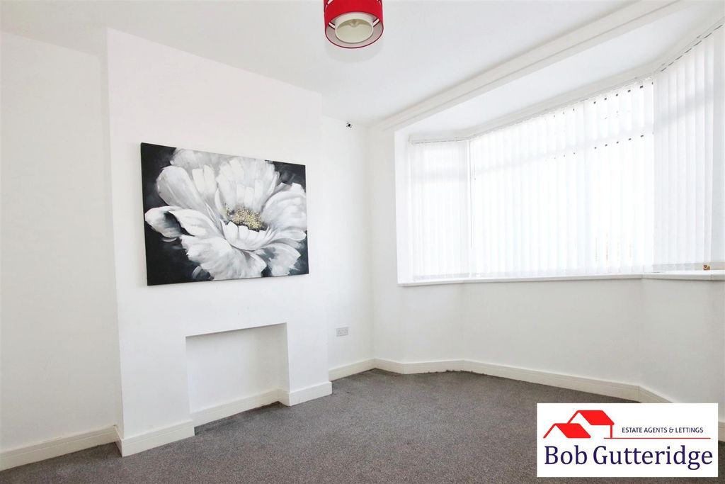 Property photo 2 of 18 Bay Fronted Sitting Room