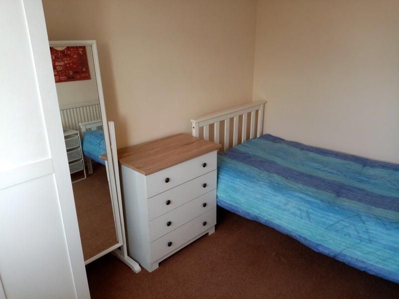 Property photo 2 of 4 Room 2.Jpg