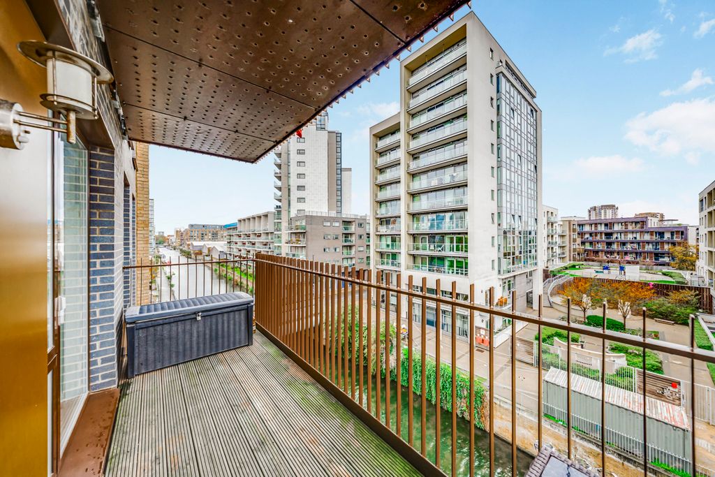 Property photo 2 of 24 Dsc06740Edited