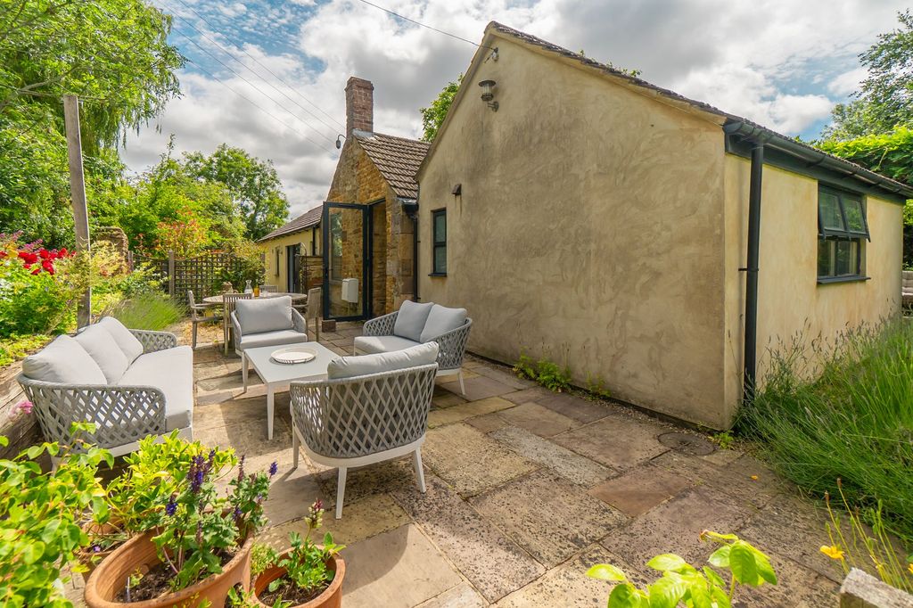 Additional image 34 of 4 bed barn conversion for saleChurch Lane, Bisbrooke LE15