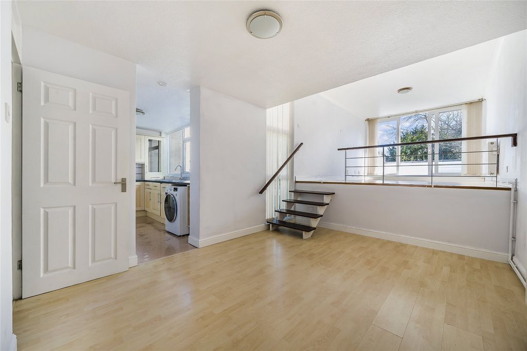 Property photo 2 of 14 Picture No. 03