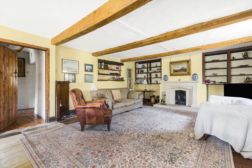 Property photo 2 of 19 Picture No. 25