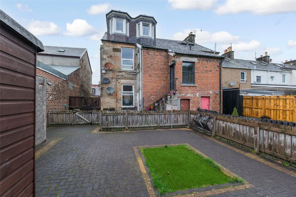 Property photo 2 of 19 Picture No. 07