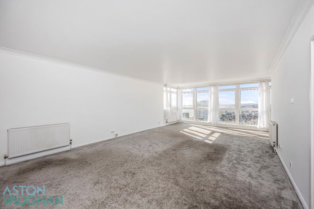 Property photo 3 of 14 4846622