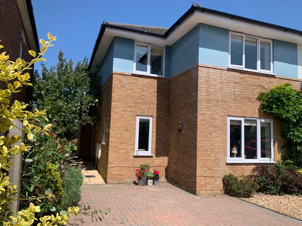 4 bed semidetached house for sale in Wellingtonia Gardens, Hordle