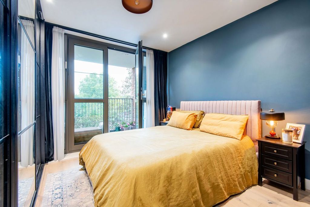 Property photo 3 of 8