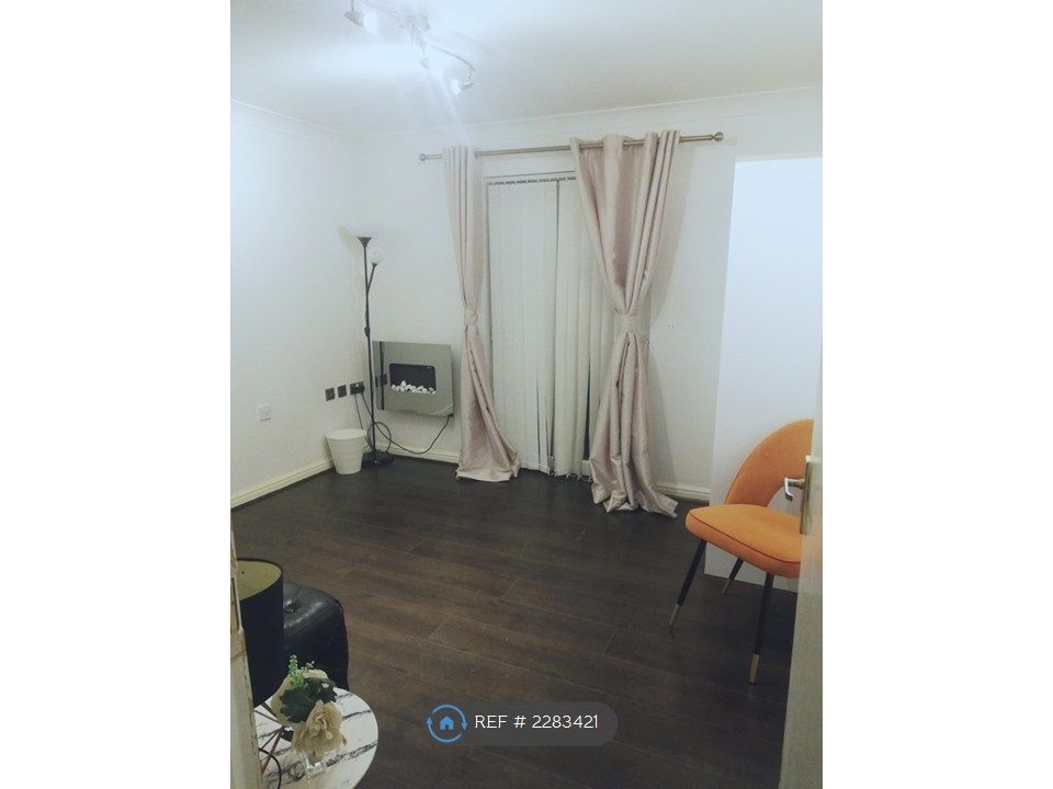 Property photo 3 of 16