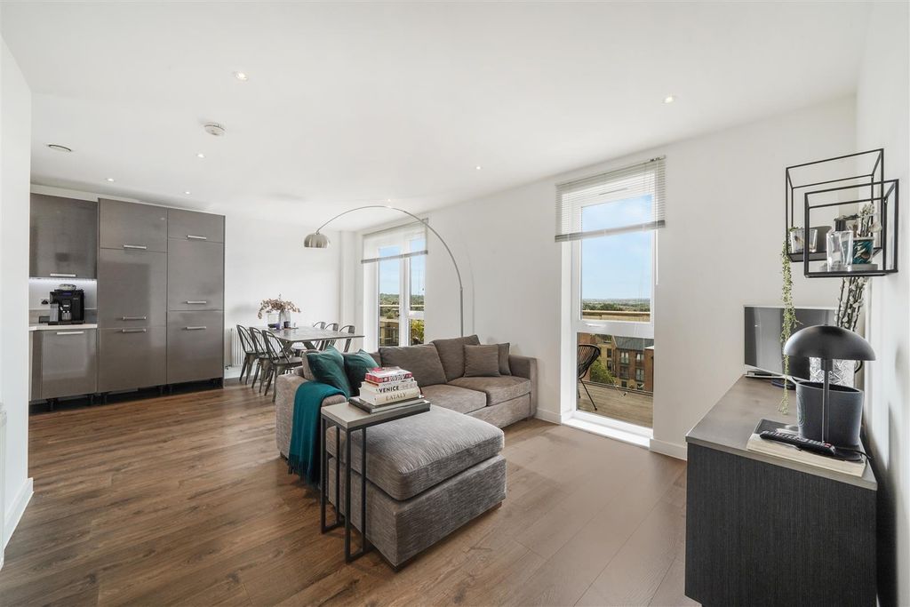 Property photo 1 of 18 Flat 28, Hallington Court - 1Gwtahrgbozr4Qgra2Hi.J