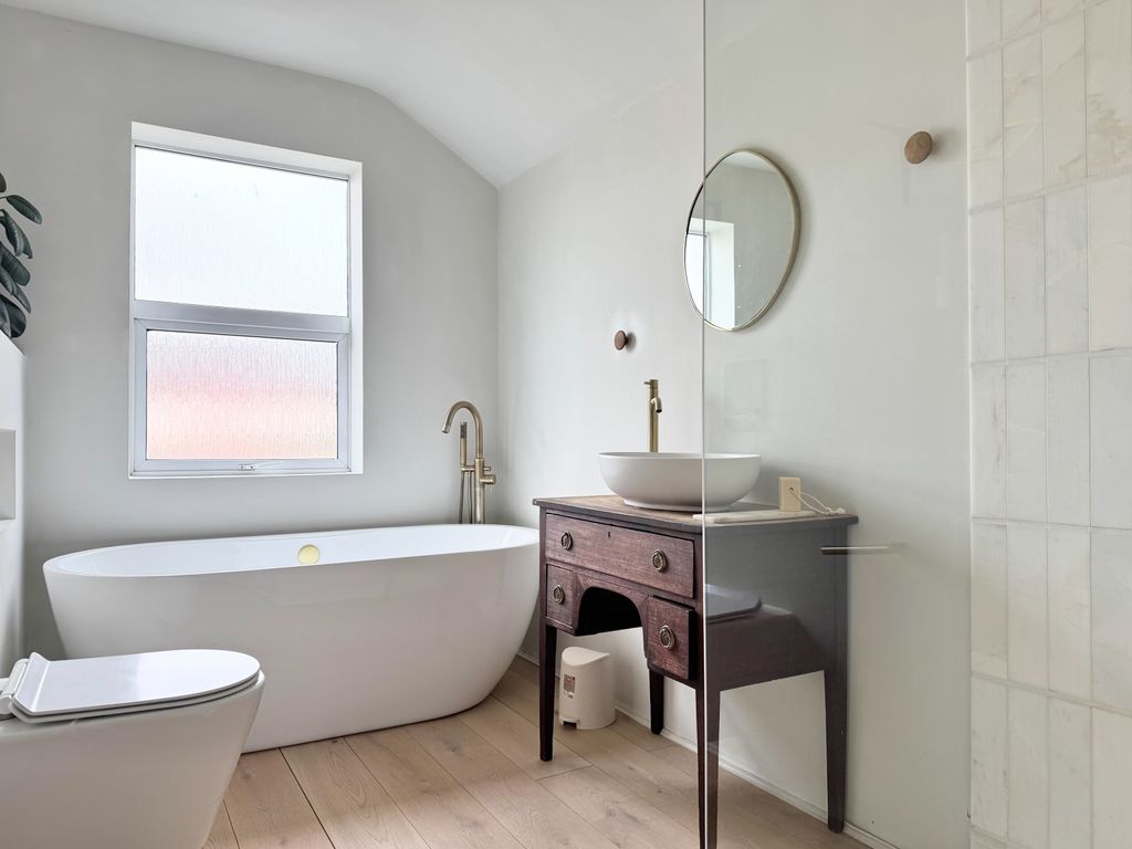 Property photo 2 of 22 Akeman Residential