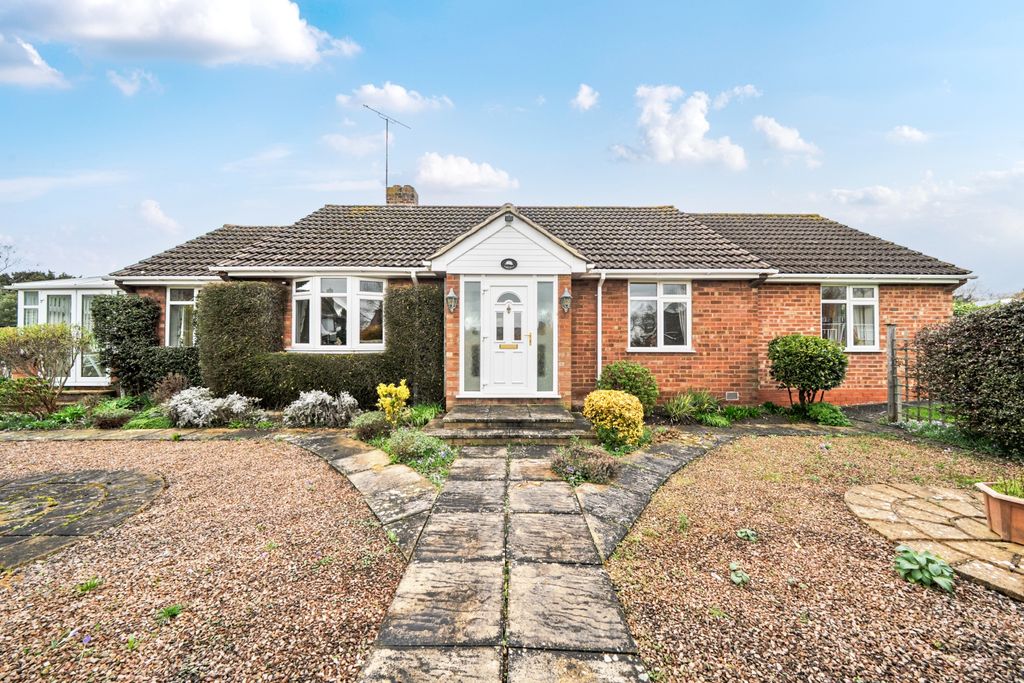 Property photo 1 of 21 1418122-17-699d7E7F8178c