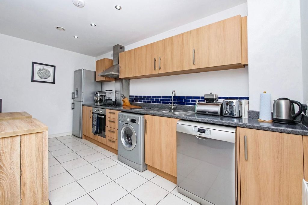 Property photo 3 of 17 Pnmb0045.Jpg