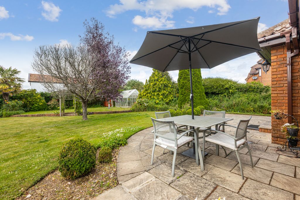 Property photo 3 of 23 A15 - 4 Nurseries Close, Exton - 250626