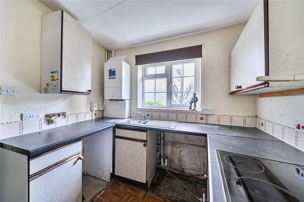 Property photo 3 of 7 Picture No. 24