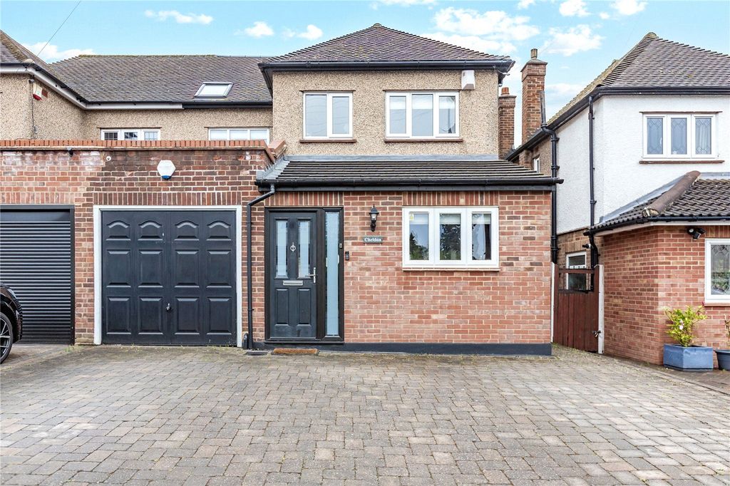 Property photo 1 of 18 Front