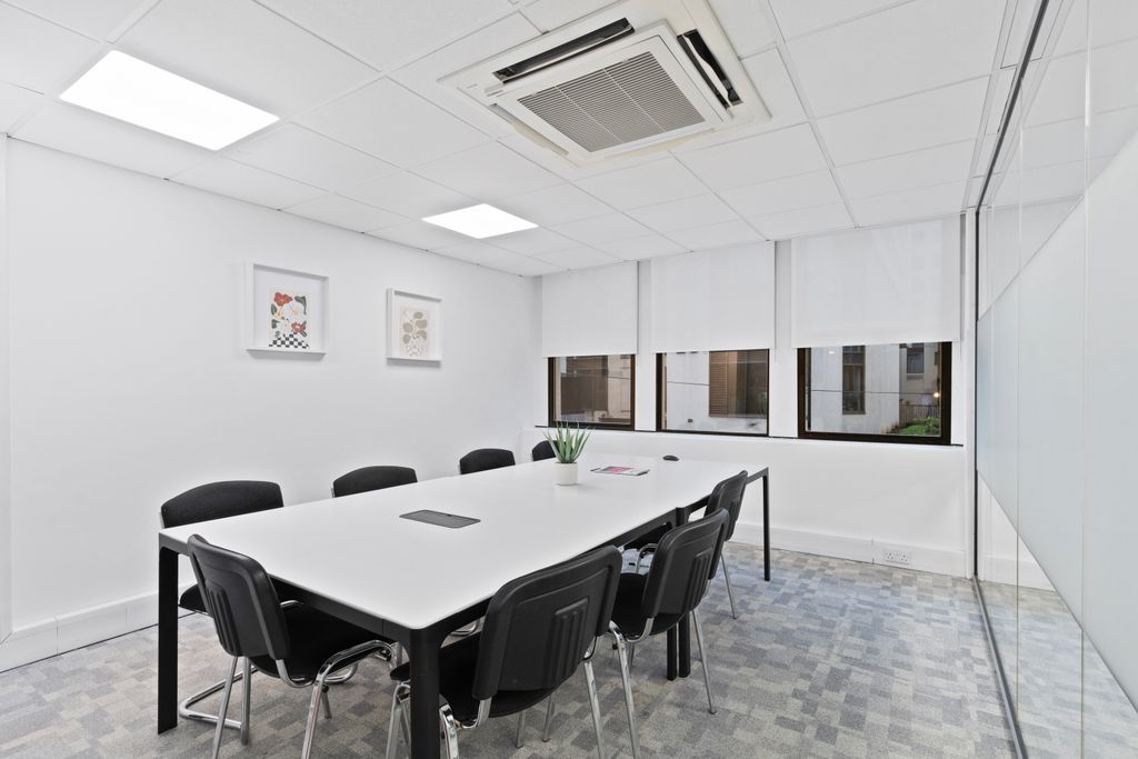 Property photo 3 of 7 Meeting Room 