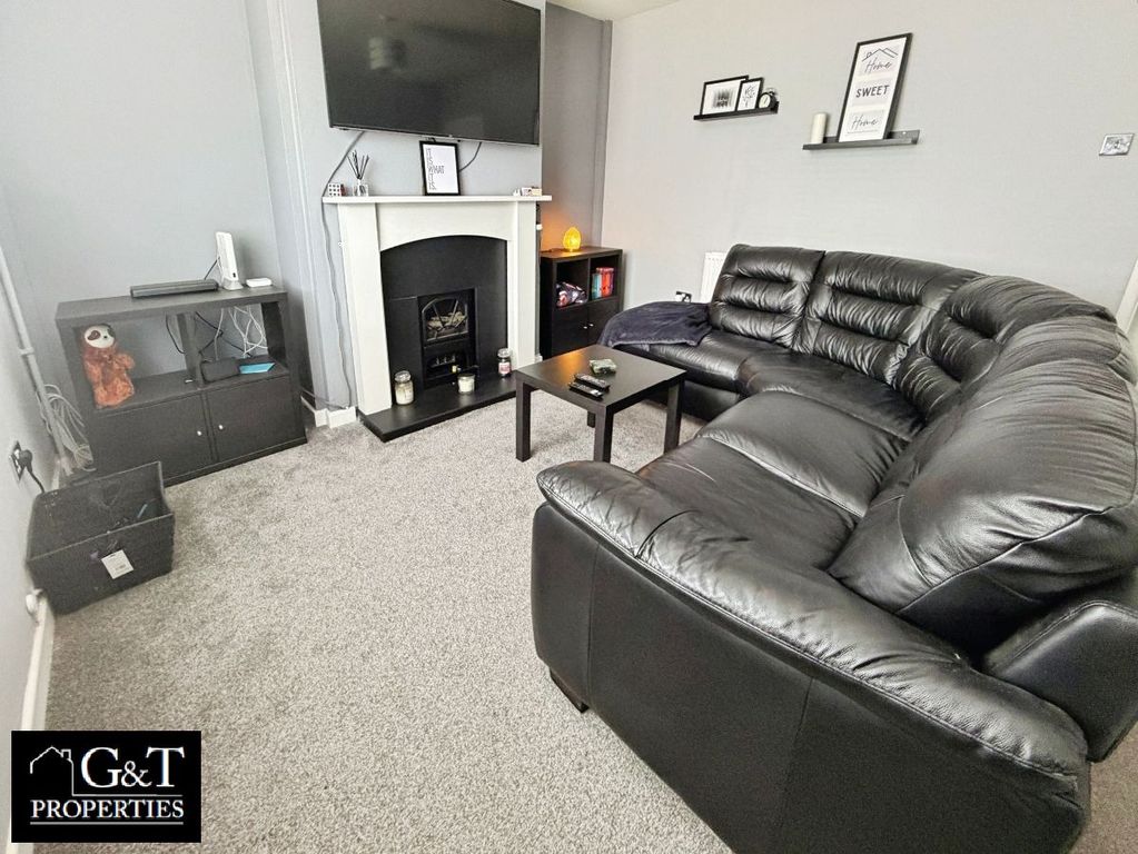 Property photo 3 of 16 Reception Room