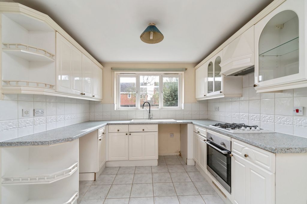 Property photo 2 of 15 Pbox-Img.Jpg