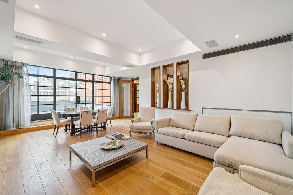 Property photo 1 of 19 Image