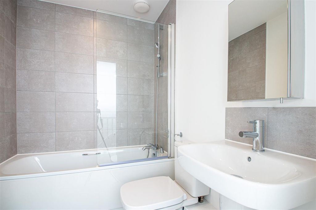 Property photo 3 of 17 4Tol_11.Jpg